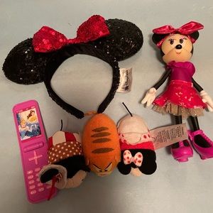 GUC Disney Minnie Mouse Ears, Minnie Fashion Doll + More